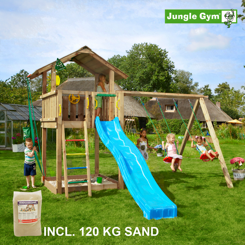 Jungle Gym Chalet leikkitornikokonaisuus ja Swing Module X'tra, 120 kg hiekkaa sekä sininen liukumäki