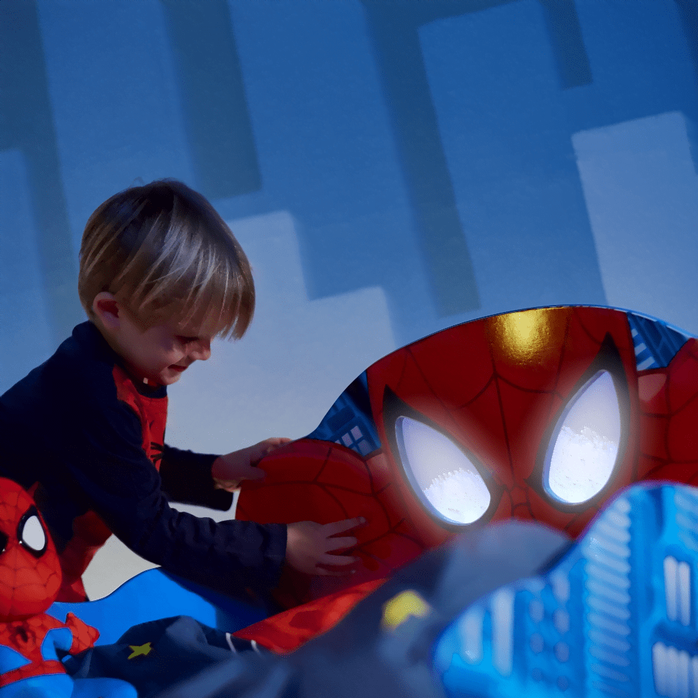 Spiderman lastensänky laatikoilla ja yövalolla, sininen/punainen